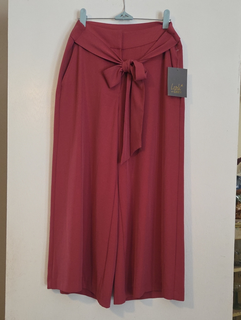 Women's Tie-Waist Wide Leg Pants - Deep Rose
